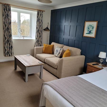 Pear Tree House B&B 피커링 외부 사진